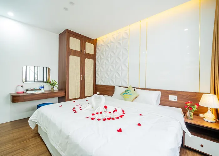 Biệt thự Villahanhphuc - Bể Bơi - Trung Tâm Bãi Cháy *