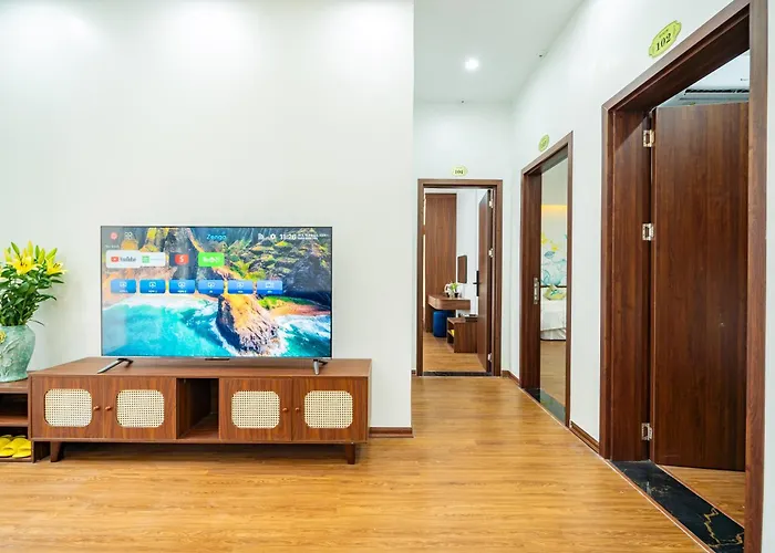 Villahanhphuc - Bể Bơi - Trung Tâm Bãi Cháy Hạ Long