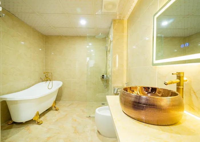 Biệt thự Villahanhphuc - Bể Bơi - Trung Tâm Bãi Cháy