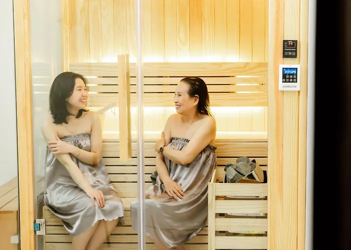 Villahanhphuc - Bể Bơi - Trung Tâm Bãi Cháy * Hạ Long
