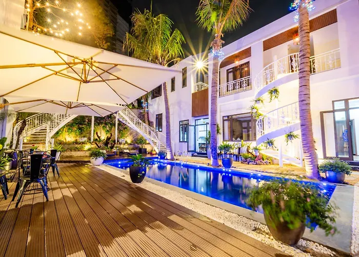 Villahanhphuc - Bể Bơi - Trung Tâm Bãi Cháy