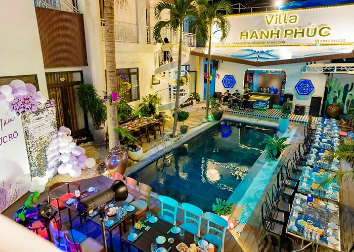 Biệt thự Villahanhphuc - Bể Bơi - Trung Tâm Bãi Cháy *